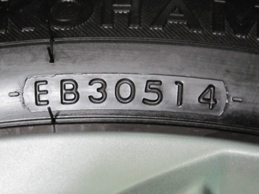 ขายล้อแม็กป้ายแดง New Vios พร้อมยางขอบ 15 ปี 14 ตุ่มหน้ายางมีครบ