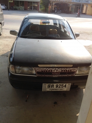 ขายนิสัน nv  แวนรถครอบครัวขับทางไกลสบาย