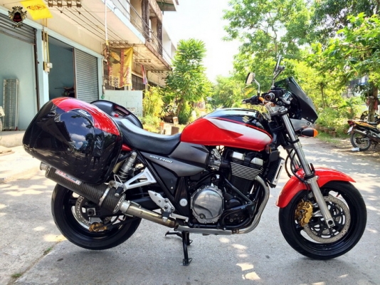 SUZUKI GSX-1400cc ปี05 หัวฉีด สวยจัดแต่งเต็มทั่วริ่ง สรรพสามิตแท้ 159,000 -