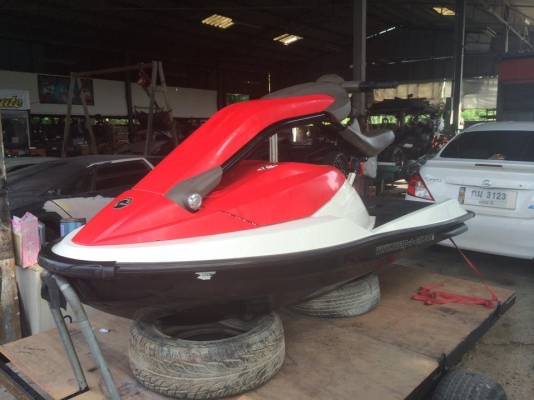 ขอขายหน่อยครับ Seadoo 3D ใช้ 30 ชั่วโมงแท้เครื่องแรงมากปรับถ้าขับได้ 3 ท่า