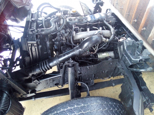 4 ล้อบรรทุก * ไม่ติดเวลา * ISUZU  NKR 100 แรงม้า  *ยาว 3.20 ม.*  รถสวยจริง (คอกมีข้างเสริม,หลังคา,ลงเล่มแล้ว) มีเล่มพร้อมโอน