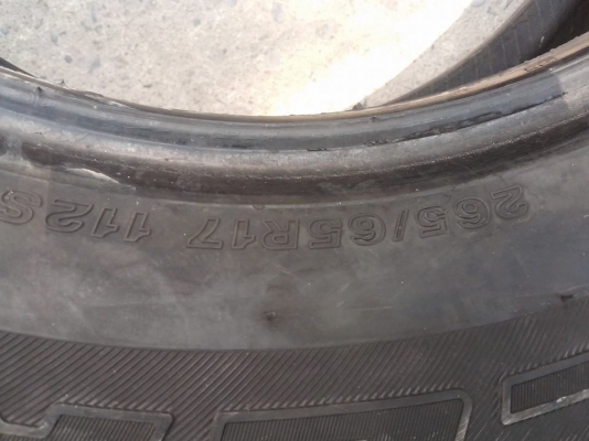 ขายยางสวยมากครับ ขอบ 265/65/17 ปี2013 -265/55/17 ปี2012 ขายยางสวยมากครับ ขอบ 265/65/17 ปี2013 -265/55/17 ปี2012