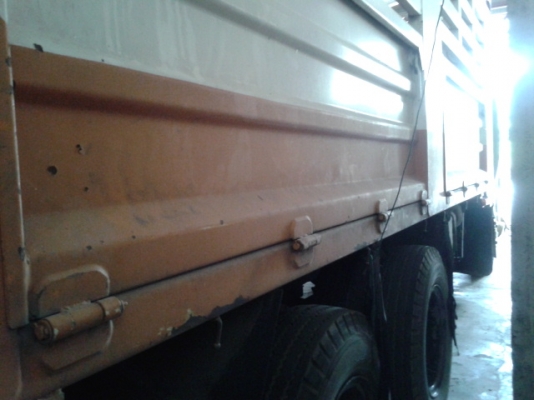 ***รถยังอยู่***สิบล้ออีซูสุ (สองเพลา )  ไม่ดั้ม 220 แรงม้า  ระบลากพ่วงพร้อม พร้อมใช้งาน  เล่มพร้อมโอน