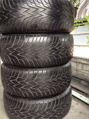 ขายยางAurora 265 50 20 ยางปี13ดอกหนา4เส้นถูกๆ