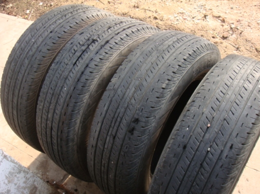 ขายยาง Bridgestone  Duravis 205 70 15 ปี 12