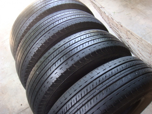 ขายยาง Bridgestone  Duravis 205 70 15 ปี 12