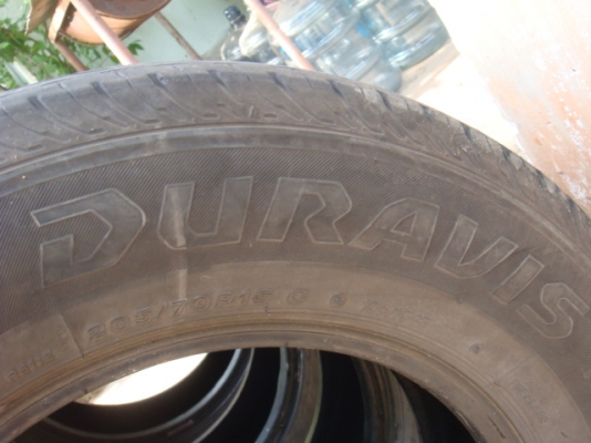 ขายยาง Bridgestone  Duravis 205 70 15 ปี 12