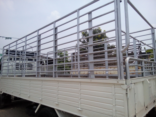 6 ล้อกลาง *EURO.2*  ISUZU  NQR 175 แรงม้า *คอมมอนเรว* ยาว 5.50 ม. * รถสวยเดิม+สวยจริง *รถห้างแท้* มีเล่มพร้อมโอน