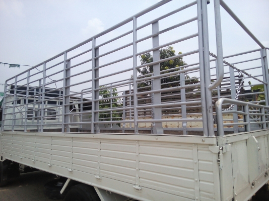 6 ล้อกลาง *EURO.2*  ISUZU  NQR 175 แรงม้า *คอมมอนเรว* ยาว 5.50 ม. * รถสวยเดิม+สวยจริง *รถห้างแท้* มีเล่มพร้อมโอน