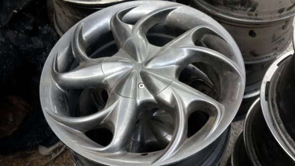 แม็กขอบ 17x7  4รู100  114