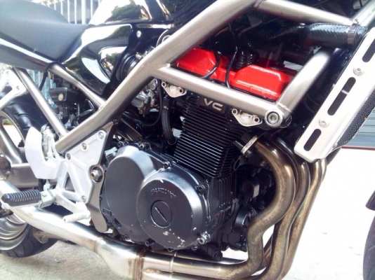 ต้ำพระราม2ขายSUZUKI BANDIT400 VCปี98เอกสารอินวอย์เครื่องเฟรมครบสภาพเก็บงานเรียบร้อย