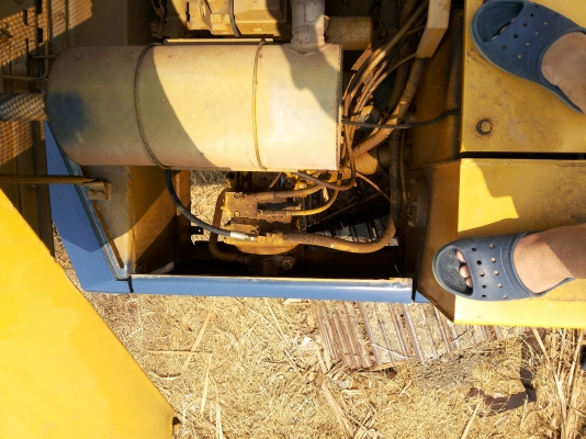 pc 100-3 เครื่องเดิม ปั้มเดิม บูมอามไม่มีปะ ช่วงล่างสวย