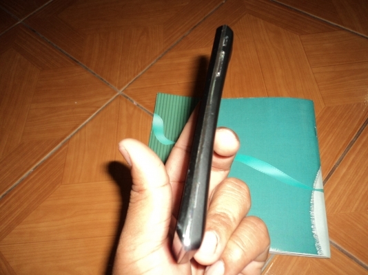 ขายโทรศัพ sony xperia ความจำเครื่อง4 จิก เครื่องรับประกันศูนย์