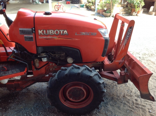 ปัญญาแทรคเตอร์มาแล้ว...จัดมาให้ คูโบต้า L3608 ใบมีดคานล่าง ผาน6X22 พร้อมโรตาลี่ตราช้าง ทำงาน1286ชม. พร้องจัดส่งทั่วไทยคับ จัดส่ง อ.เมือง จ.พิจิตร