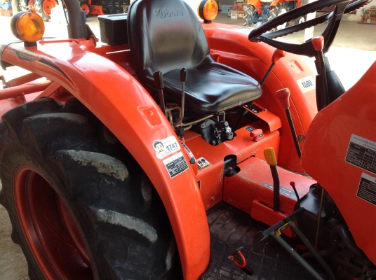 ปัญญาแทรคเตอร์มาแล้ว...จัดมาให้ คูโบต้า L3608 ใบมีดคานล่าง ผาน6X22 พร้อมโรตาลี่ตราช้าง ทำงาน1286ชม. พร้องจัดส่งทั่วไทยคับ จัดส่ง อ.เมือง จ.พิจิตร