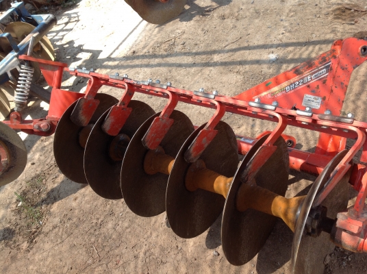 ปัญญาแทรคเตอร์มาแล้ว...จัดมาให้ คูโบต้า L3608 ใบมีดคานล่าง ผาน6X22 พร้อมโรตาลี่ตราช้าง ทำงาน1286ชม. พร้องจัดส่งทั่วไทยคับ จัดส่ง อ.เมือง จ.พิจิตร