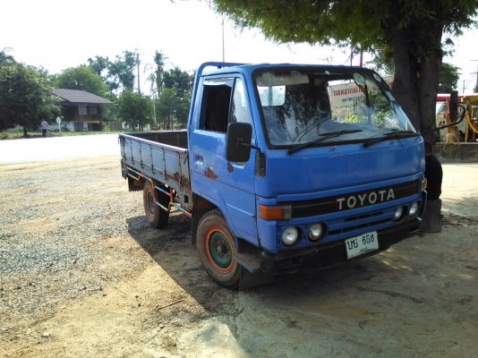 ขายสี่ล้อกลาง DYNA. เครื่อง85 แรงไม่ติดเวลาพร้อมใช้งานครับ