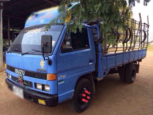 ขายรถบรรทุกหกล้อ ISUZU NPR ตัวแรก รถห้างแท้ๆ กระบะคาร์โก้ยาว 4.20 เมตร ทะเบียนพร้อม