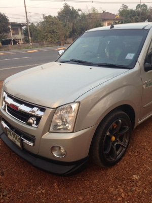 ISUZU D-MAX SLX 2.5 ปลายปี 53 วิ่ง11xxxx รถบ้านสภาพดี เข้าศูนย์ เช็คระยะ ตลอด