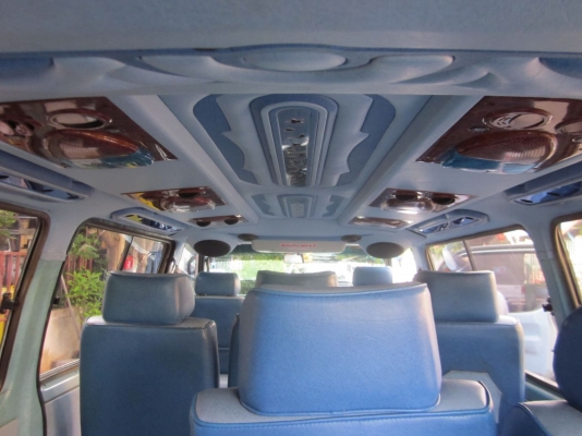 รถตู้สวย พร้อมใช้