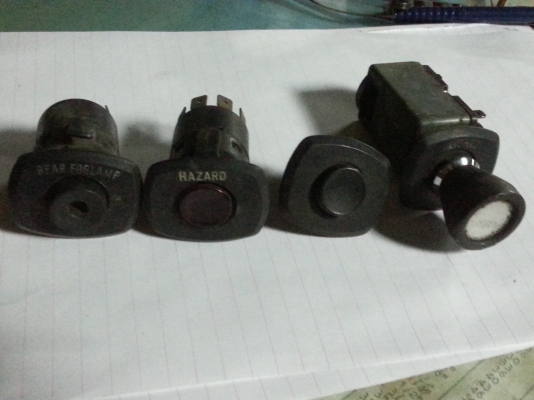 ขายสวิทที่คอนโซน e12