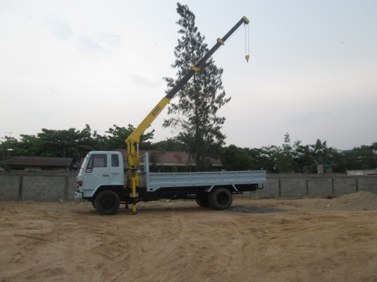 ขาย  6 ล้อติดเครน  ISUZU FTR 160 แรง เครน 4 ปอก TADANO