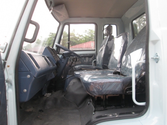 ขาย  6 ล้อติดเครน  ISUZU FTR 160 แรง เครน 4 ปอก TADANO