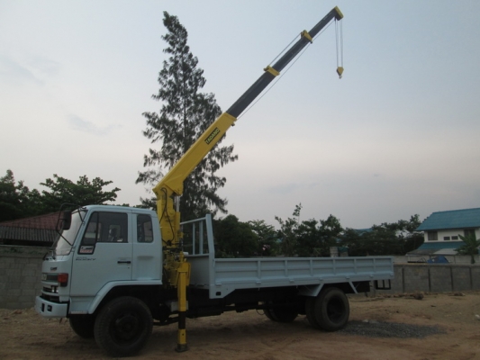 ขาย  6 ล้อติดเครน  ISUZU FTR 160 แรง เครน 4 ปอก TADANO