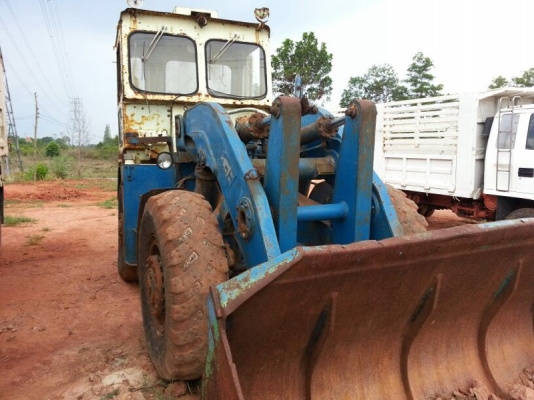 รถตัก KLD6   สนใจติดต่อ 081 - 6079515