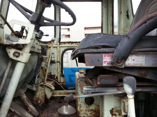 รถตัก KLD6   สนใจติดต่อ 081 - 6079515