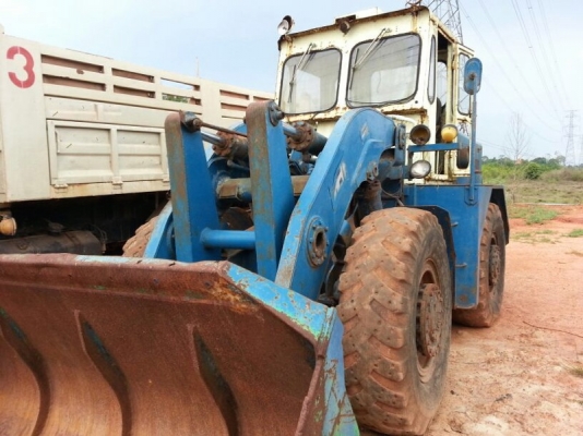 รถตัก KLD6   สนใจติดต่อ 081 - 6079515