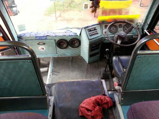 รถบัส ฮีโน่ 6 ล้อ KL545 168 แรงม้า. ปี 32 สนใจติดต่อ 081 - 6079515 รถบัส ฮีโน่ 6 ล้อ KL545 168 แรงม้า. ปี 32 สนใจติดต่อ 081 - 6079515