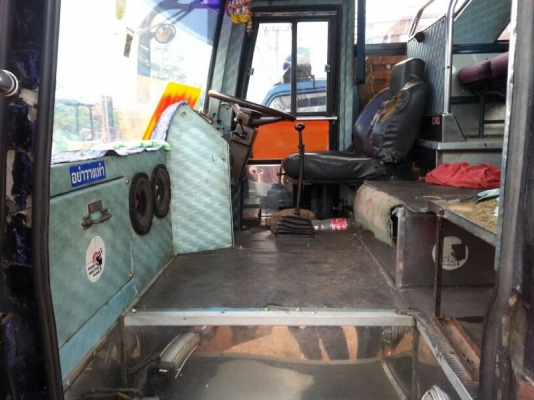 รถบัส ฮีโน่ 6 ล้อ KL545 168 แรงม้า. ปี 32 สนใจติดต่อ 081 - 6079515 รถบัส ฮีโน่ 6 ล้อ KL545 168 แรงม้า. ปี 32 สนใจติดต่อ 081 - 6079515