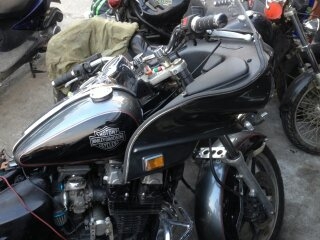 CBX 750 Police พร้อมสำเนาทะเบียนนะ CBX 750 Police พร้อมสำเนาทะเบียนนะ