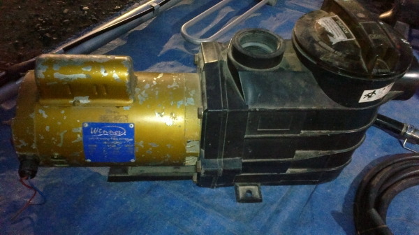 ปั๊มน้ำ 1.5 แรงๆ