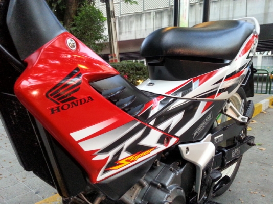 โซนิค ตัวใหม่ ( แท้ ) โฉมปี 51 รถเจ้าของ มือแรก เครื่องเดิมสนิท แน่น เงียบ เดินดี หายุไม่ผิดหวัง ☆☆ 093 - 948 - 8798 ☆☆(บอย)