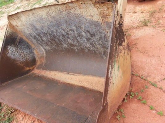 รถตัก 6 ล้อ KOMATSU SD10. สนใจติดต่อ 081 - 6079515 รถตัก 6 ล้อ KOMATSU SD10. สนใจติดต่อ 081 - 6079515