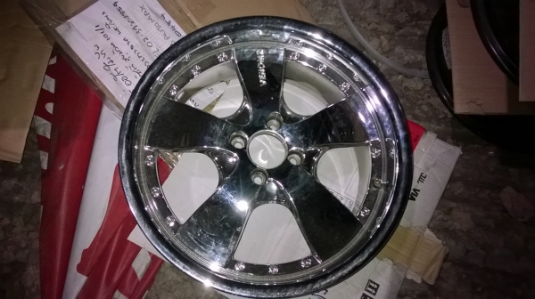 ขายล้อแม็ก ขอบ 17 4 รู 100 สไตล์ vip