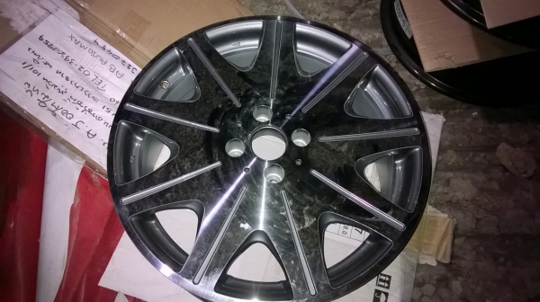 ขายล้อแม็ก ขอบ 17 4 รู 100 สไตล์ vip