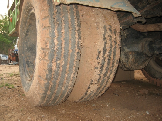 HINO KR/ EH 100 ..  150 แรง ราคา 330,000 บาท  ลด ราคาใหม่