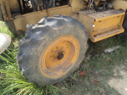 ขาย caterpillar 428 series ll เครื่อง 4.2 L ราคา 489000 บาท