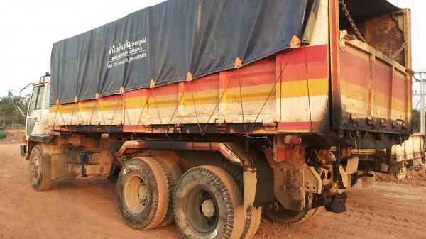 **1,050,000 บ.ต่อรอง**ขาย10ล้อ2เพลาดั้ม "หลงโบ" MITSU FN527M-TF6203 ปี40 เครื่อเดิมเกียร์เดิม เกียร์ 10สปีด เครื่องมีอ่อนนิดหน่อยช่วงล่างคัสซีสวยเดิม ไม่ปะไม่ดาม กระบะดั้มเหล็กสภาพดี ไม่ผุ เบรคใหญ่เพลาบุ๋ม หัวเก๋งดีไม่ผุ ภายในดีคอนโซลครบ พ.พาวเว