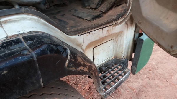 **1,050,000 บ.ต่อรอง**ขาย10ล้อ2เพลาดั้ม "หลงโบ" MITSU FN527M-TF6203 ปี40 เครื่อเดิมเกียร์เดิม เกียร์ 10สปีด เครื่องมีอ่อนนิดหน่อยช่วงล่างคัสซีสวยเดิม ไม่ปะไม่ดาม กระบะดั้มเหล็กสภาพดี ไม่ผุ เบรคใหญ่เพลาบุ๋ม หัวเก๋งดีไม่ผุ ภายในดีคอนโซลครบ พ.พาวเว