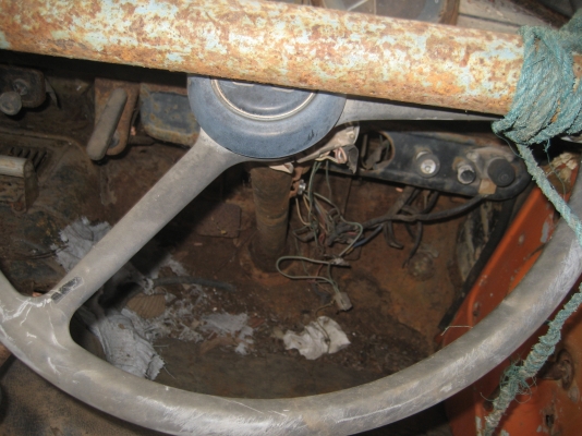 HINO KR ราคา 130,000 บาท    มีท่านใด ใช้งาน