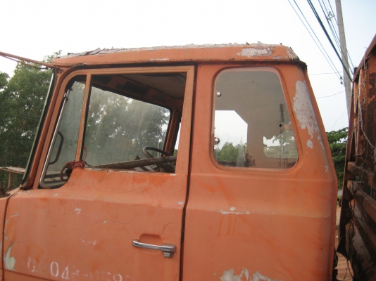 HINO KR ราคา 130,000 บาท    มีท่านใด ใช้งาน