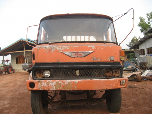 HINO KR ราคา 130,000 บาท    มีท่านใด ใช้งาน