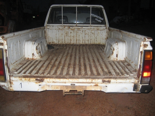 NISSAN BIG M รถประมูล ราคา 60,000 บาท