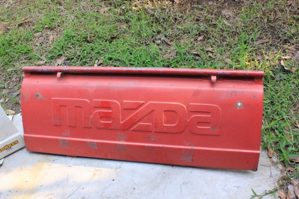 ขายฝาท้ายกระบะมาสด้า100-1400 ถูกๆ  ล้อแม็คดาว ขอบ 13สวยๆ