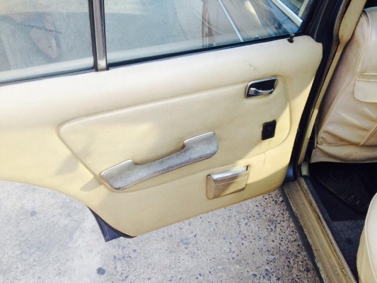 ขาย BENZ 250E เคร่อง1Jz ติดแกสแล้ว สภาพพร้อมใช้