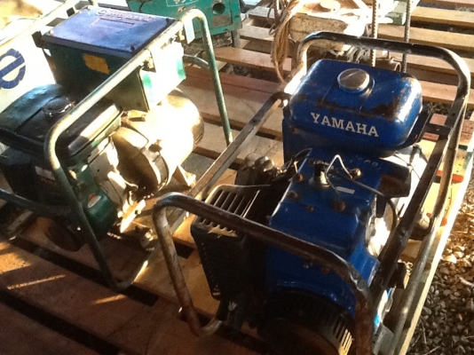 เครื่องปั่นไฟ2เครื่องyamahaและhayashi